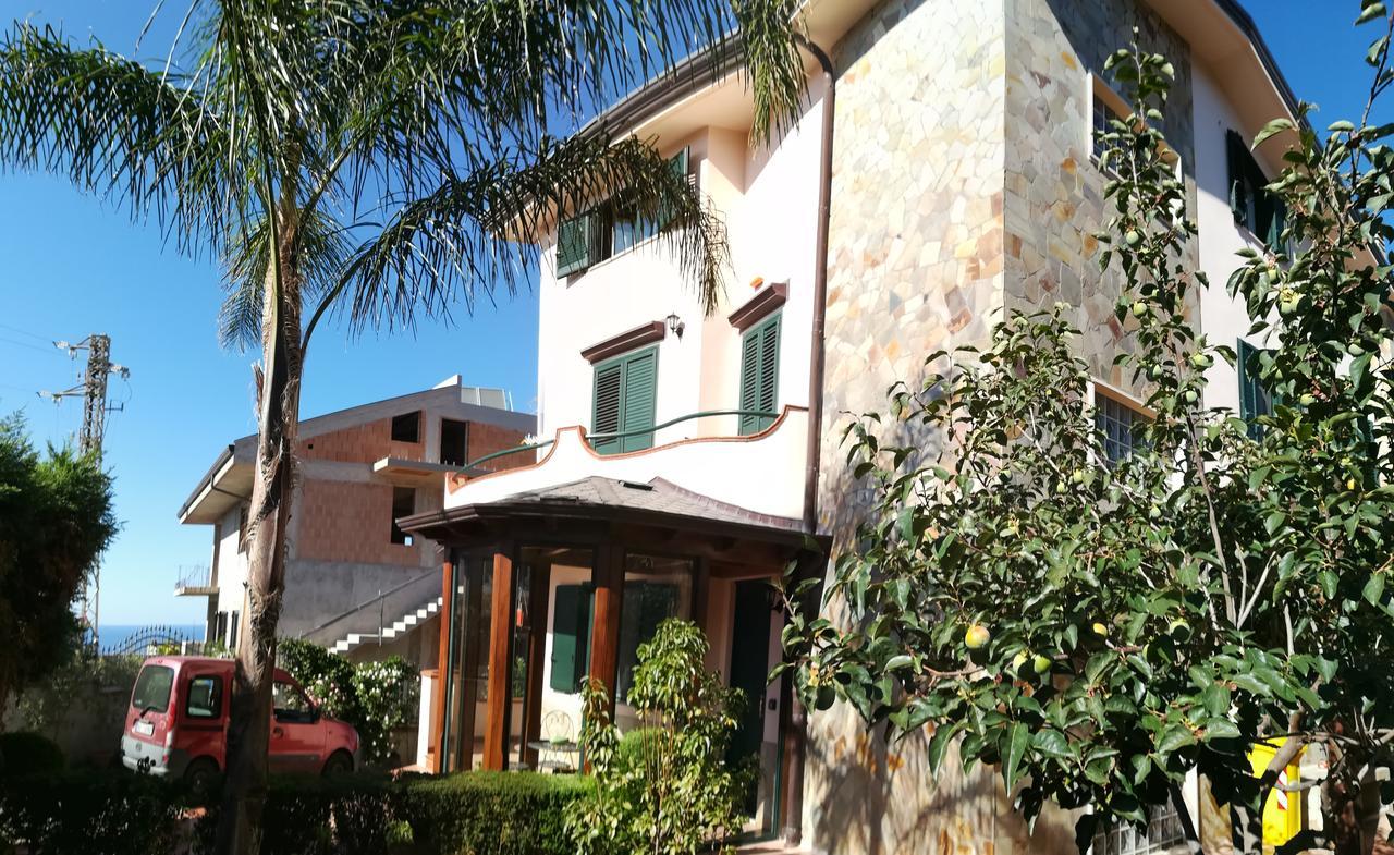 Bed and Breakfast La Collina Capo dʼOrlando Zewnętrze zdjęcie